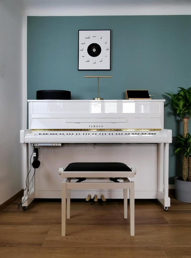 Neues City Center Piano Appartement Mit Netflix Klagenfurt am Woerthersee Buitenkant foto